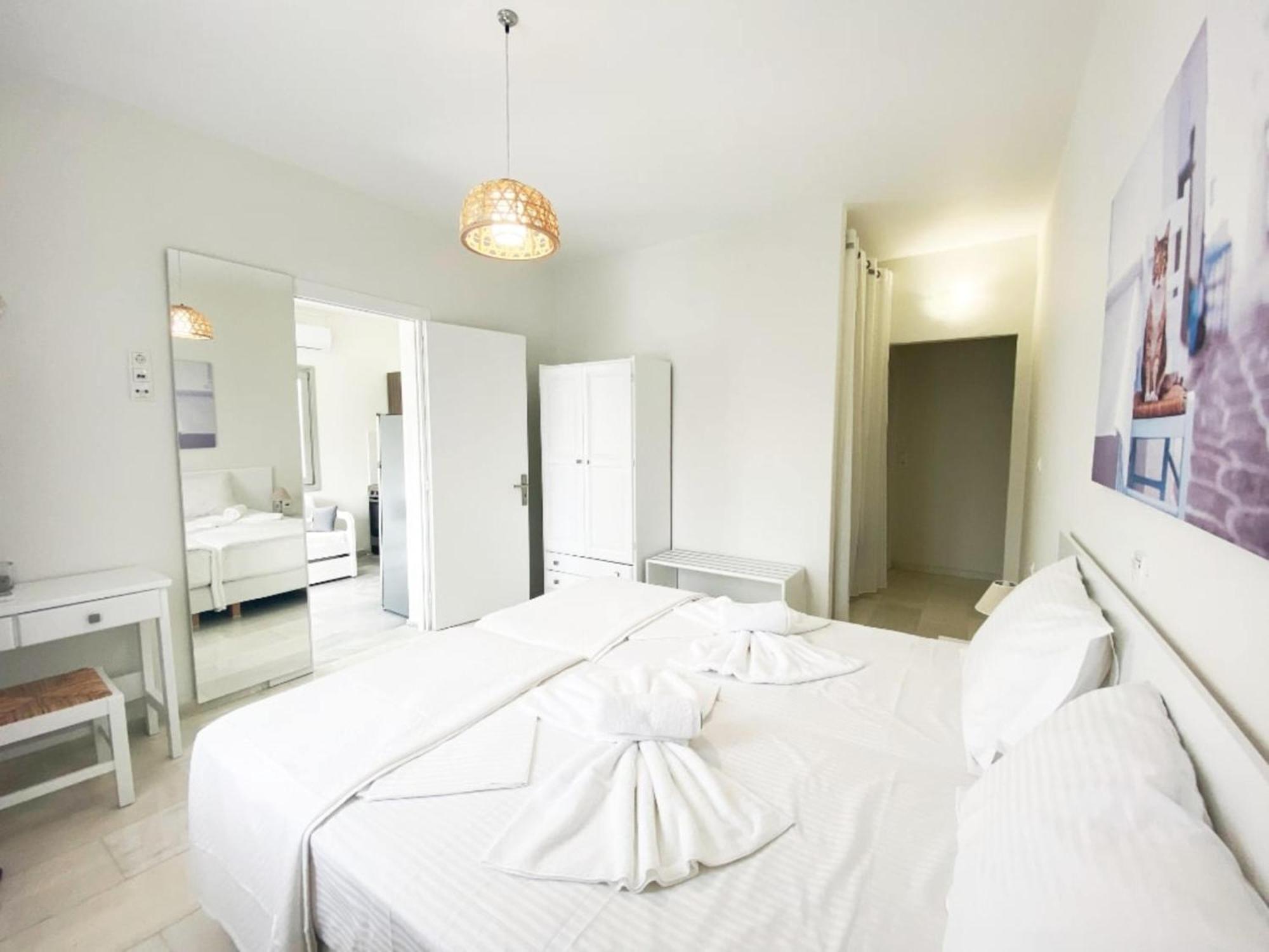 Heart Of Paros Apartments Exterior foto