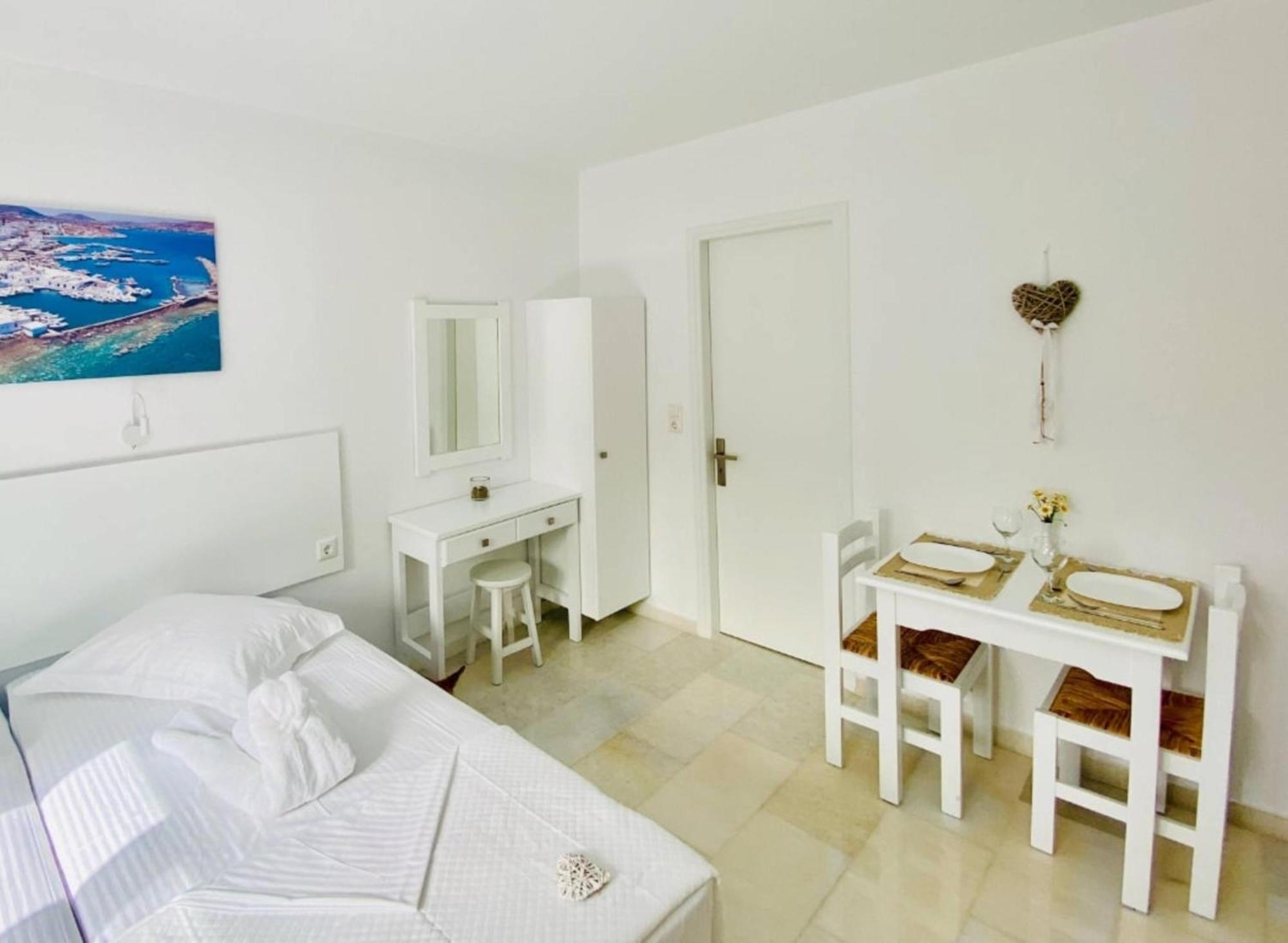 Heart Of Paros Apartments Exterior foto